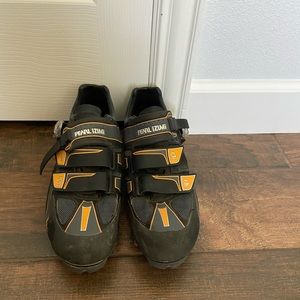 Men’s Pearl Izumi Cycling Shoes